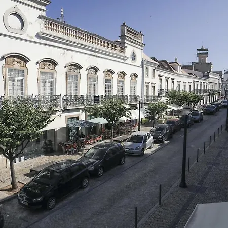 O Castelo - Turismo De Habitacao فندق